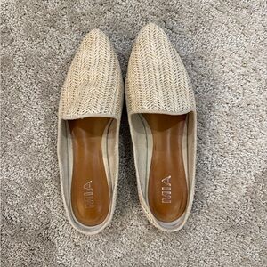 MIA Women's Beige Woven Loafers